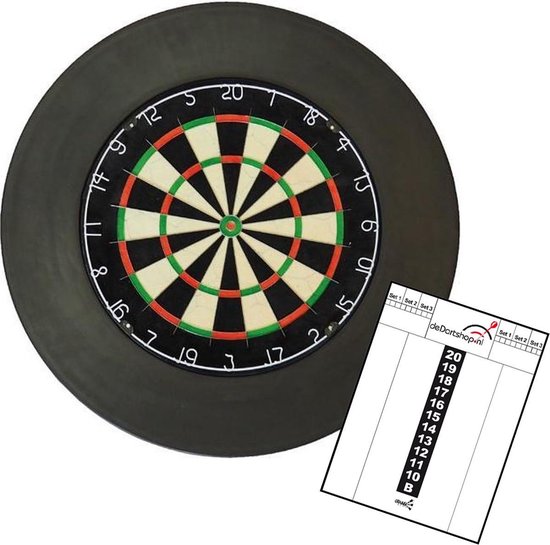 A-merk dartbord met zwarte surround en scorebord van Winmau