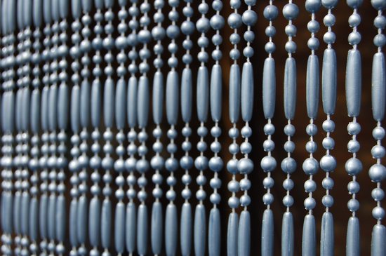 Casa Deurgordijn Kralengordijn Frejus 5 - 90x210 cm - grijs van Luca Vaesen