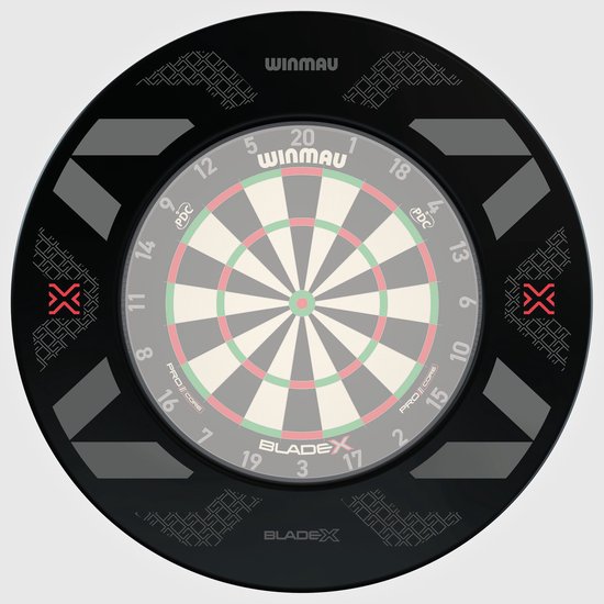 Winmau Blade X Black Red - Dartbord Surround van Winmau